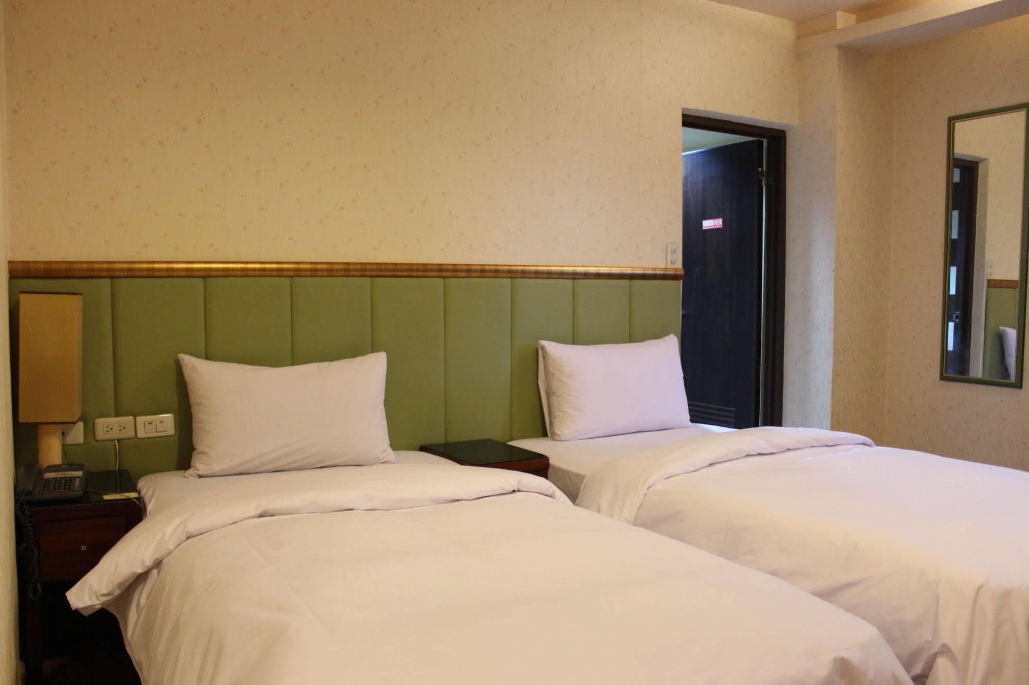 Sunwise Hotel Kaohsiung Exteriör bild