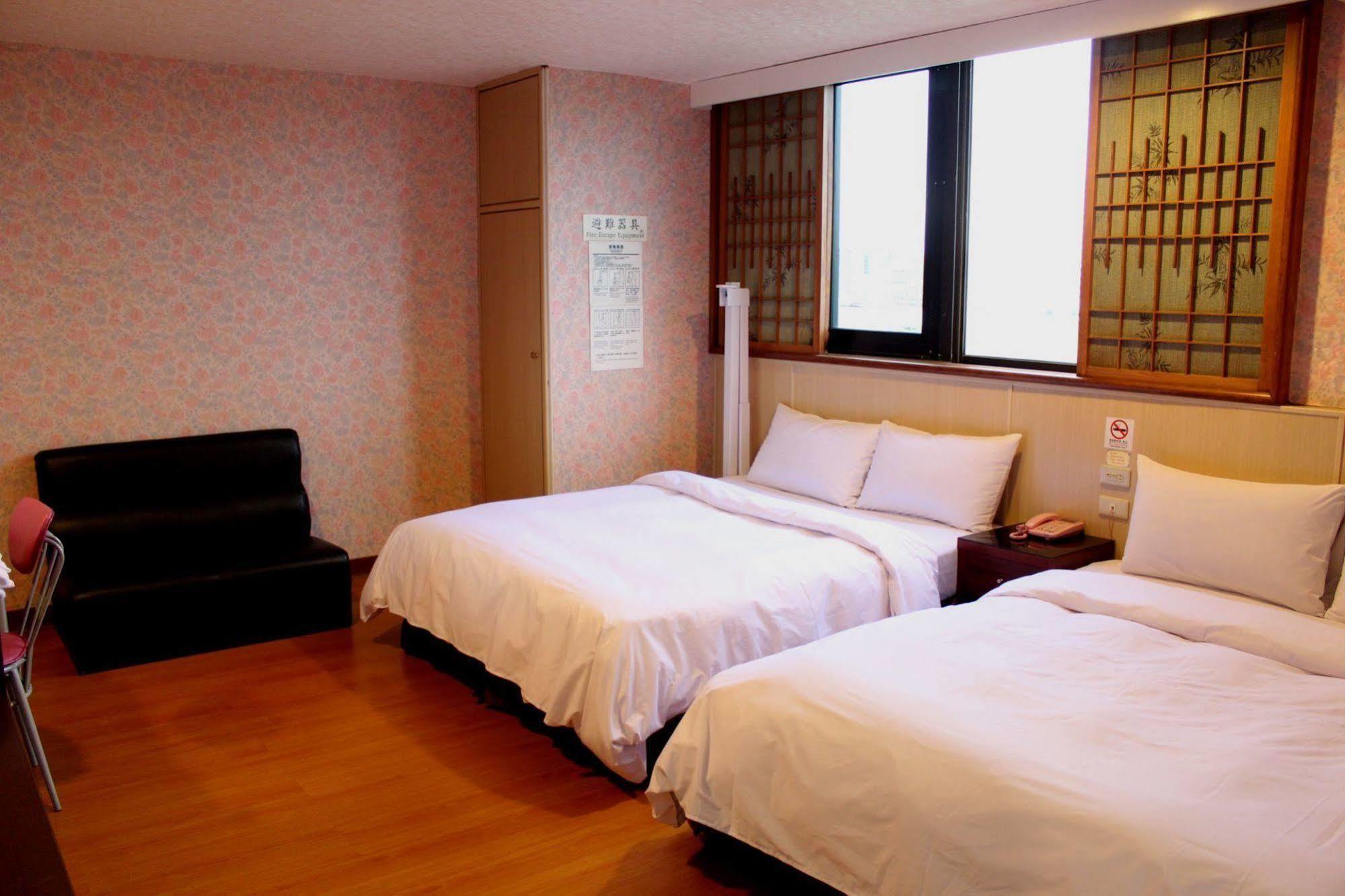 Sunwise Hotel Kaohsiung Exteriör bild